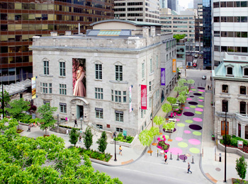 Front view of the McCord Stewart Museum on Sherbrooke Street.