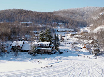 Head Up To A Winter Sport Paradise In The Laurentians